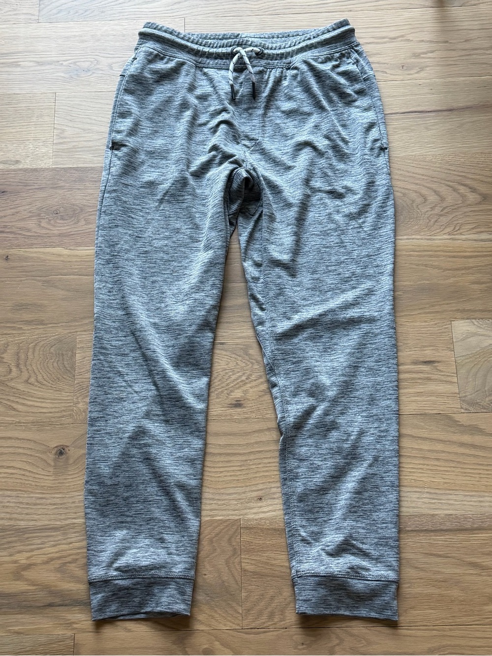 Vineyard Vines Heather Gray Men's Jogger Sweatpants